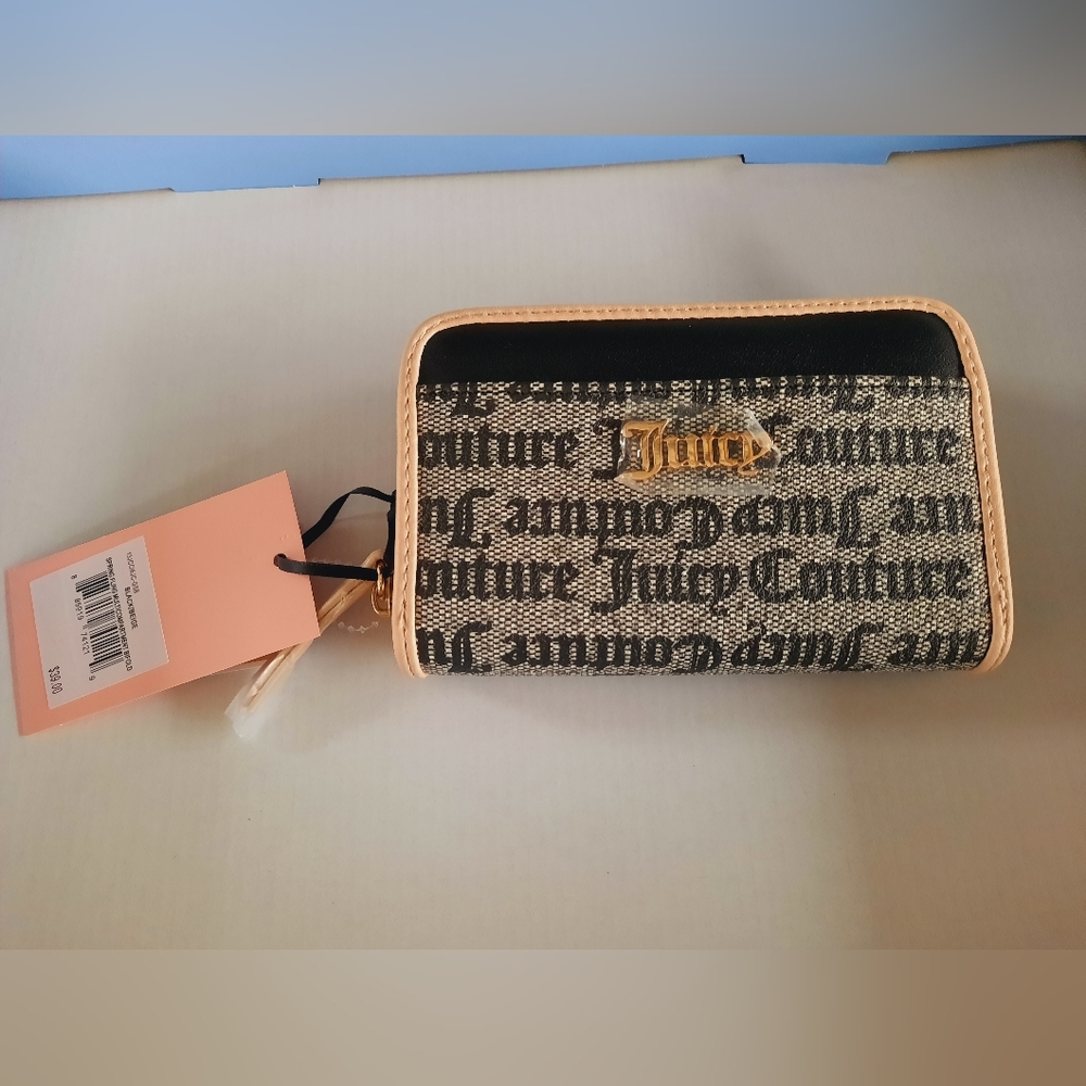 Spring Fling Multi-Compartment Bi-Fold. Black/Beige
